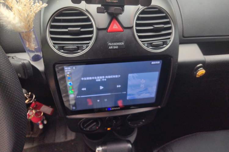 Used Volkswagen Beetle 2010 1.6 AT Audio And AC Panel
