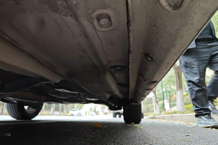 Used Volkswagen Beetle 2010 1.6 AT Chassis Front Left