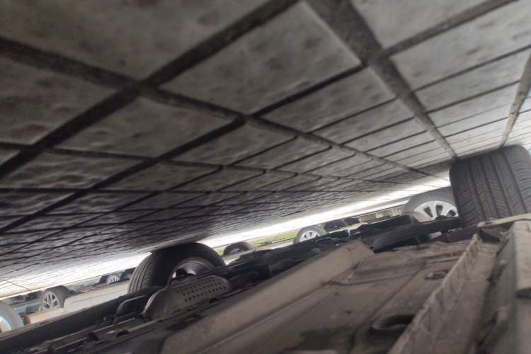 Used Volkswagen Beetle 2010 1.6 AT Chassis Rear Left