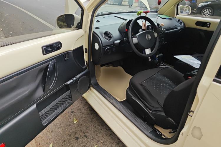 Used Volkswagen Beetle 2010 1.6 AT Driver Seat