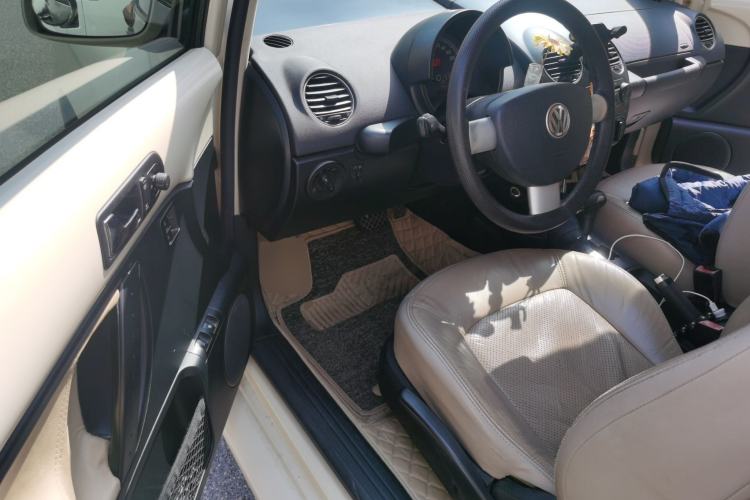 Used Volkswagen Beetle 2010 1.6 AT Driver Seat
