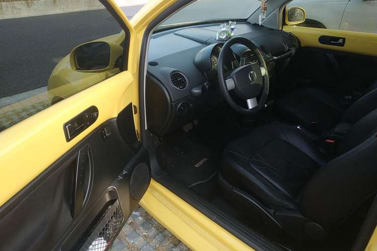 Used Volkswagen Beetle 2010 1.6 AT Driver Seat