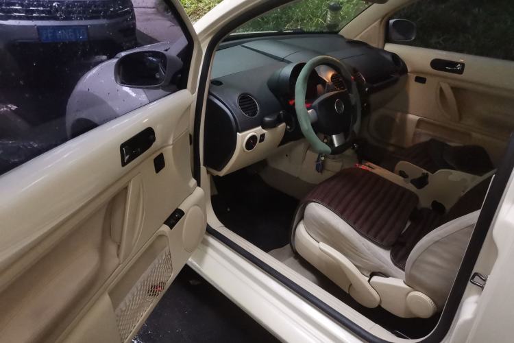 Used Volkswagen Beetle 2010 1.6 AT Driver Seat