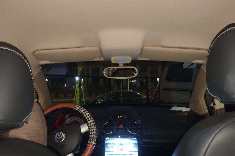 Used Volkswagen Beetle 2010 1.6 AT Headliner