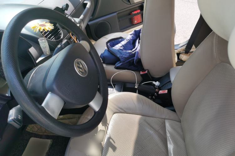 Used Volkswagen Beetle 2010 1.6 AT Left Front Seat