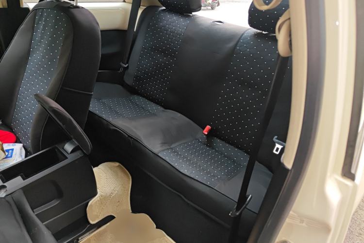 Used Volkswagen Beetle 2010 1.6 AT Left Rear Seat