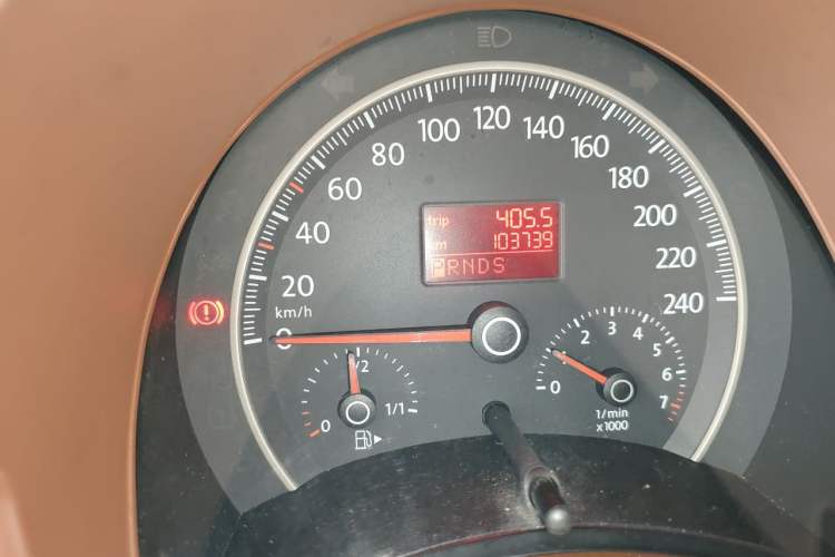 Used Volkswagen Beetle 2010 2.0 BlackOrange Comfort Edition Odometer Close Up