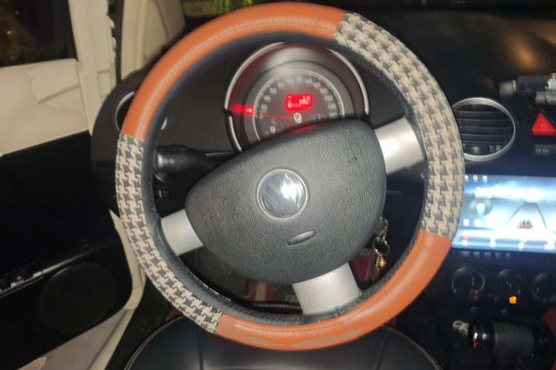 Used Volkswagen Beetle 2010 1.6 AT Steering Wheel