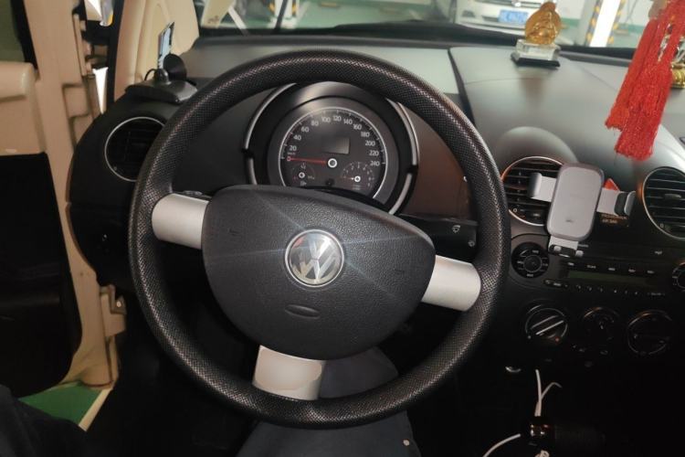 Used Volkswagen Beetle 2010 1.6 AT Steering Wheel