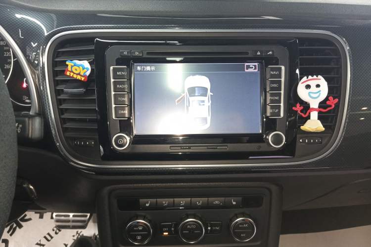 Used Volkswagen Beetle 2013 1.4TSI Luxury Model Audio And AC Panel