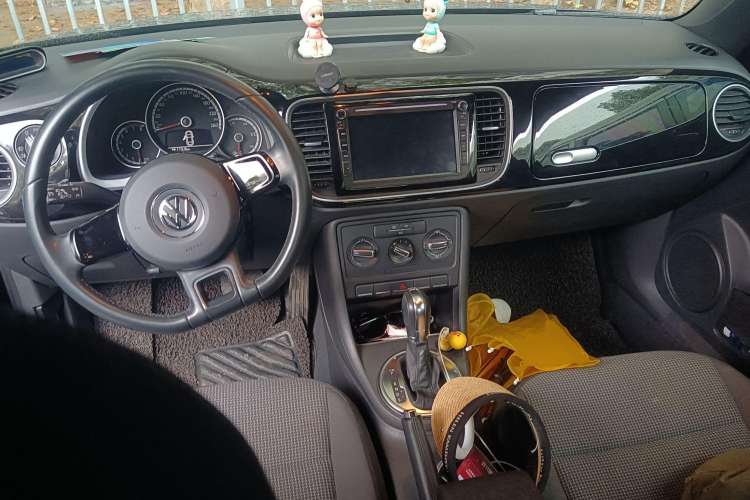 Used Volkswagen Beetle 2013 1.2TSI Fashion Edition Center Console