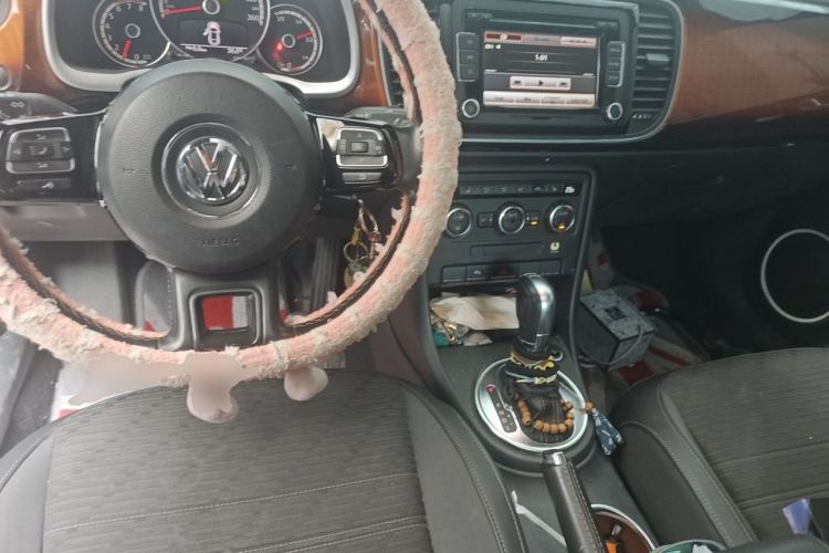 Used Volkswagen Beetle 2013 1.4TSI Fashion Edition Center Console