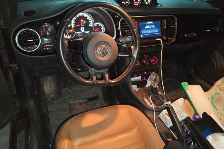 Used Volkswagen Beetle 2013 1.4TSI Fashion Edition Center Console
