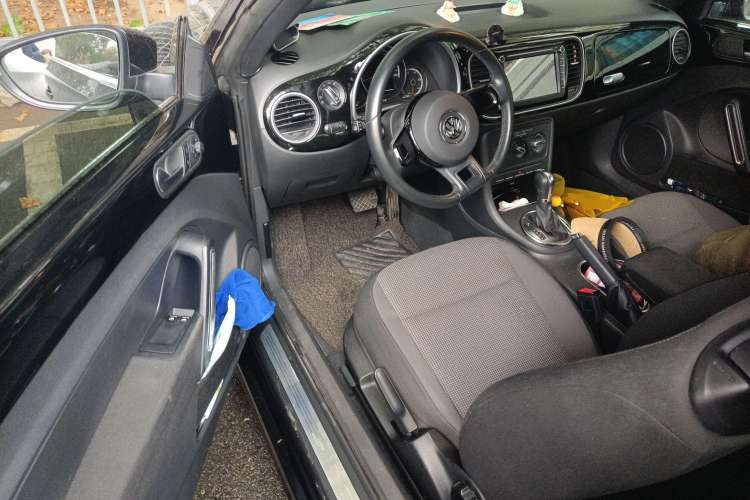 Used Volkswagen Beetle 2013 1.2TSI Fashion Edition Driver Seat