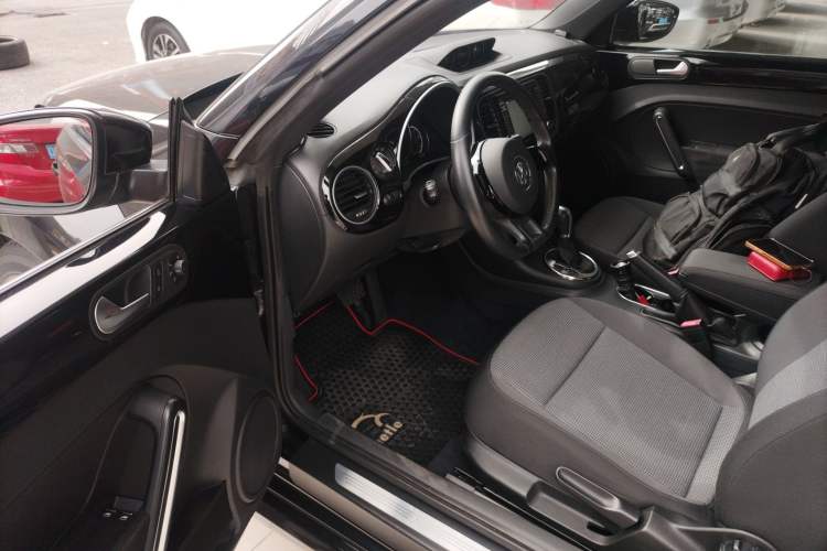 Used Volkswagen Beetle 2013 1.4TSI Fashion Edition Driver Seat
