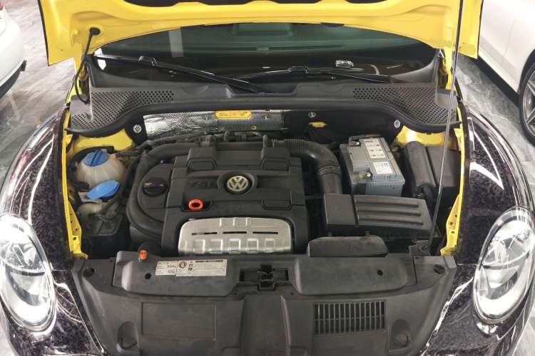 Used Volkswagen Beetle 2013 1.4TSI Luxury Model Engine Bay