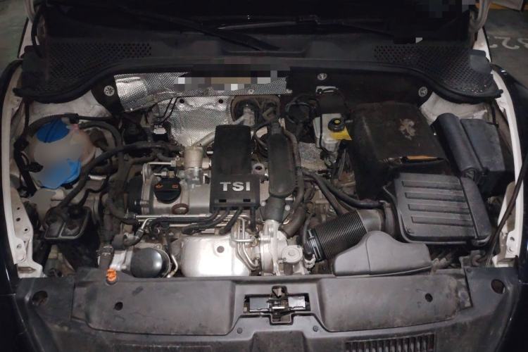 Used Volkswagen Beetle 2013 1.2TSI Comfort Model Engine Bay