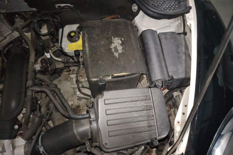 Used Volkswagen Beetle 2013 1.2TSI Comfort Model Engine Bay Left