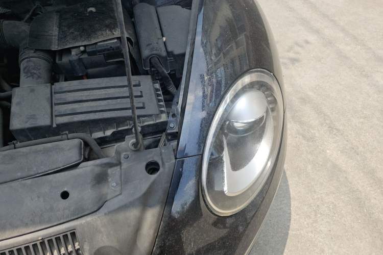 Used Volkswagen Beetle 2013 1.4TSI Fashion Edition Engine Bay Left
