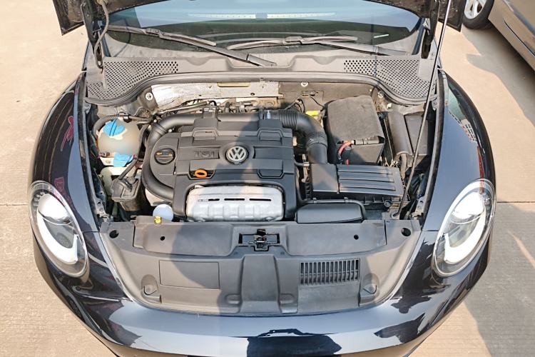 Used Volkswagen Beetle 2013 1.4TSI R-Line Engine Bay