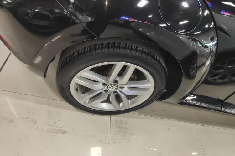 Used Volkswagen Beetle 2013 1.4TSI Luxury Model Exterior 8