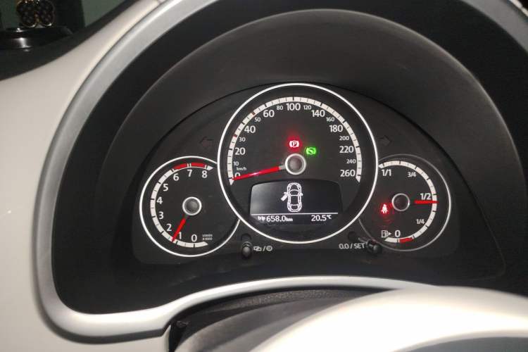Used Volkswagen Beetle 2013 1.2TSI Comfort Model Instrument Cluster