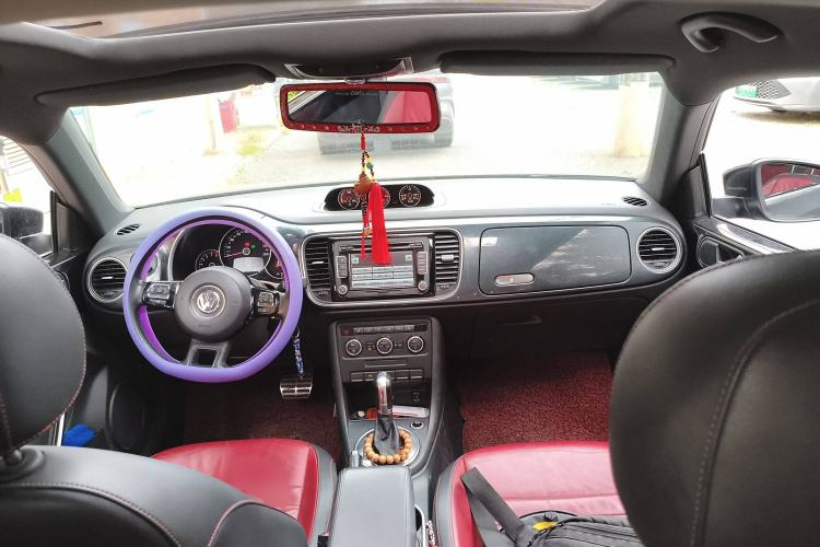 Used Volkswagen Beetle 2013 1.4TSI Luxury Model Interior 2