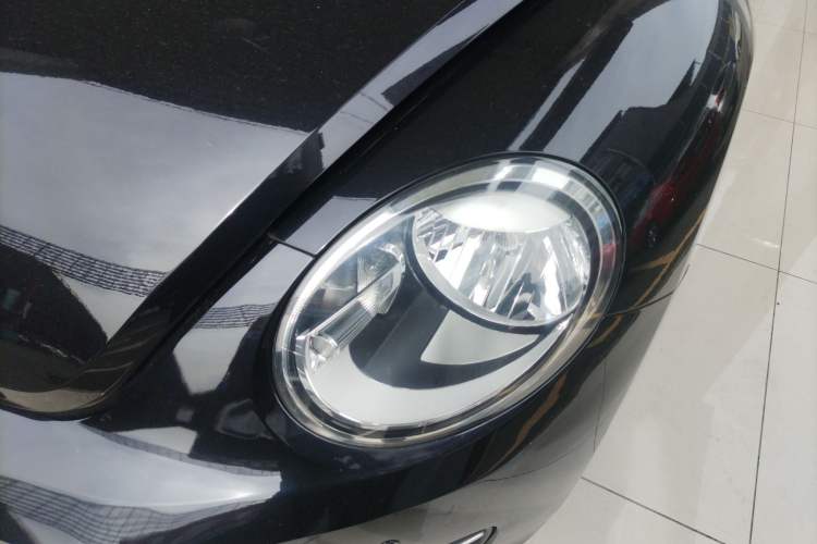 Used Volkswagen Beetle 2013 1.4TSI Fashion Edition Left Front Headlight