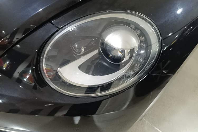 Used Volkswagen Beetle 2013 1.4TSI Fender Rock Edition Left Front Headlight
