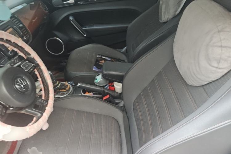 Used Volkswagen Beetle 2013 1.4TSI Fashion Edition Left Front Seat