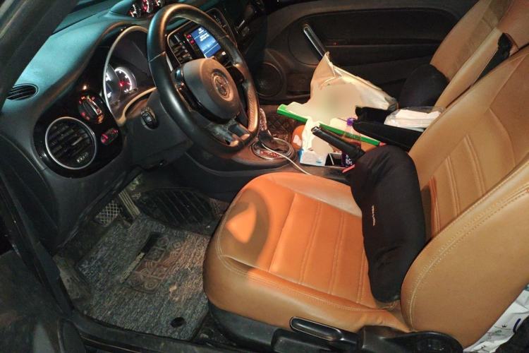 Used Volkswagen Beetle 2013 1.4TSI Fashion Edition Left Front Seat