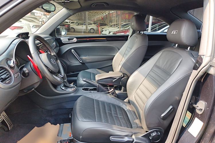 Used Volkswagen Beetle 2013 1.4TSI R-Line Left Front Seat