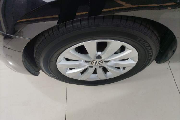 Used Volkswagen Beetle 2013 1.4TSI Fashion Edition Left Front Wheel Hub