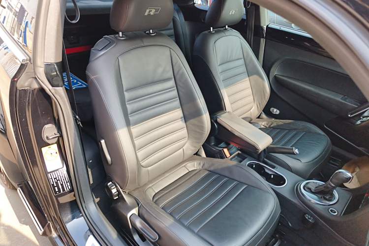 Used Volkswagen Beetle 2013 1.4TSI R-Line Right Front Seat