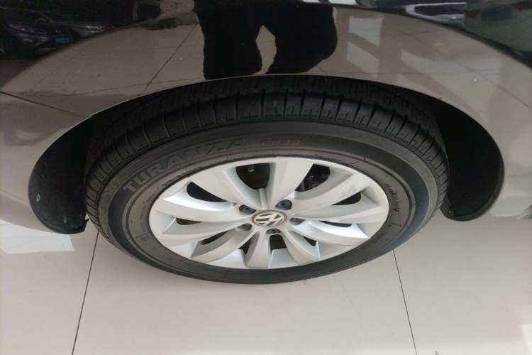 Used Volkswagen Beetle 2013 1.4TSI Fashion Edition Right Rear Wheel Hub