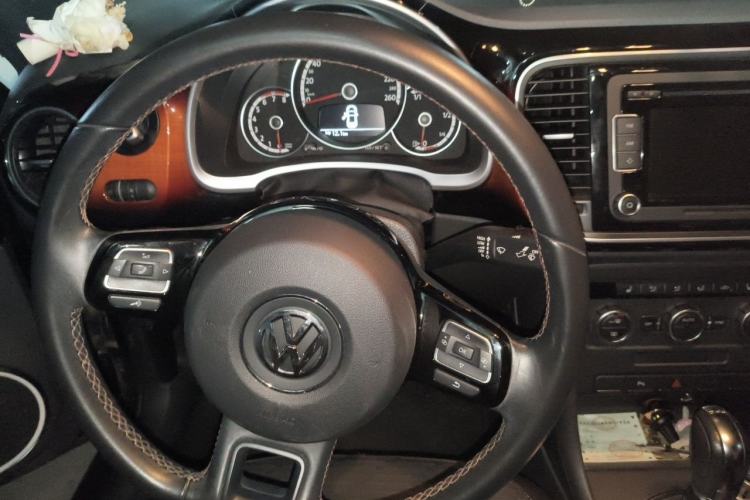 Used Volkswagen Beetle 2013 1.4TSI Fender Rock Edition Steering Wheel