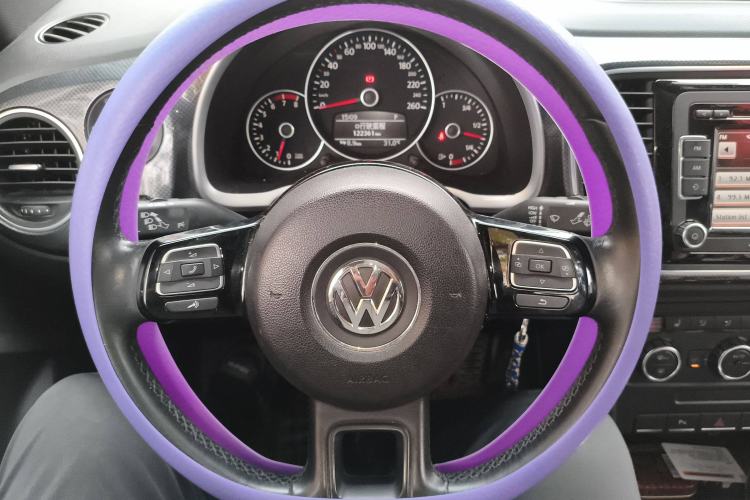 Used Volkswagen Beetle 2013 1.4TSI Luxury Model Steering Wheel