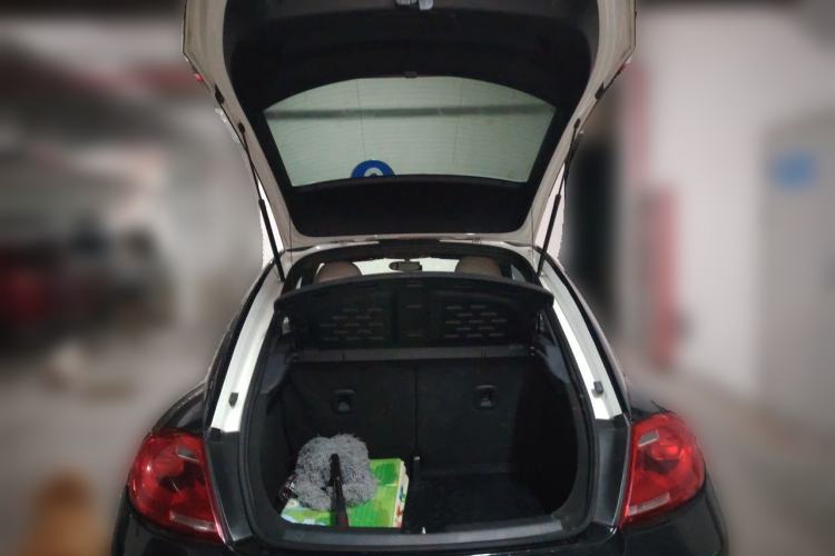 Used Volkswagen Beetle 2013 1.2TSI Comfort Model Trunk