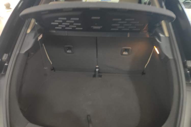 Used Volkswagen Beetle 2013 1.4TSI Luxury Model Trunk