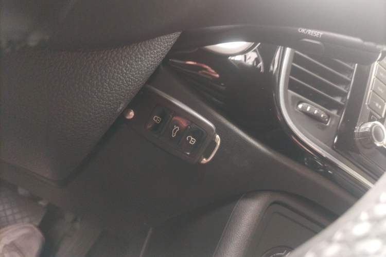 Used Volkswagen Beetle 2013 1.4TSI Fashion Edition Vehicle Key