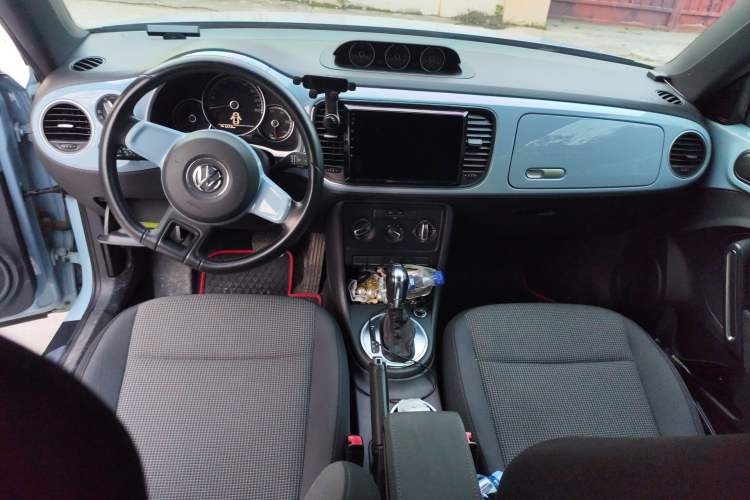 Used Volkswagen Beetle 2013 1.2TSI Fashion Edition Center Console
