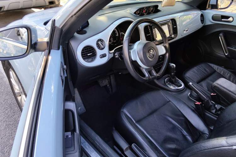 Used Volkswagen Beetle 2013 1.4TSI Fashion Edition Driver Seat