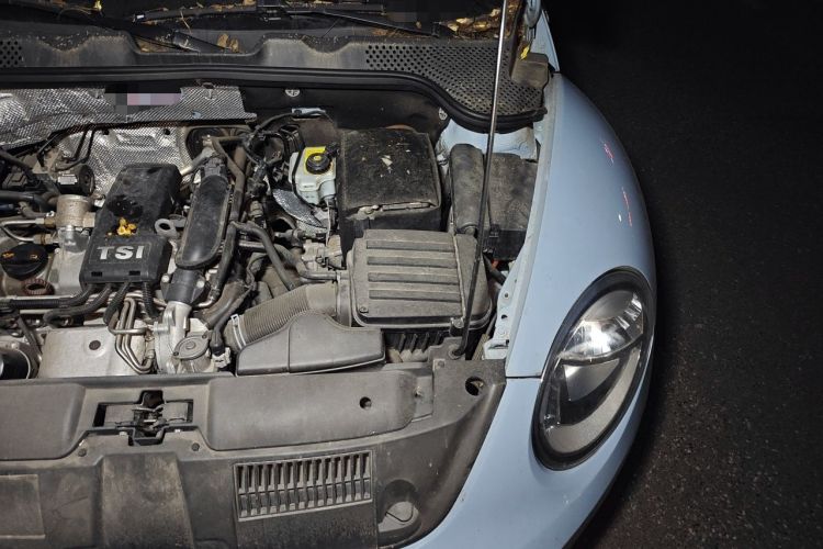 Used Volkswagen Beetle 2013 1.2TSI Comfort Model Engine Bay Left