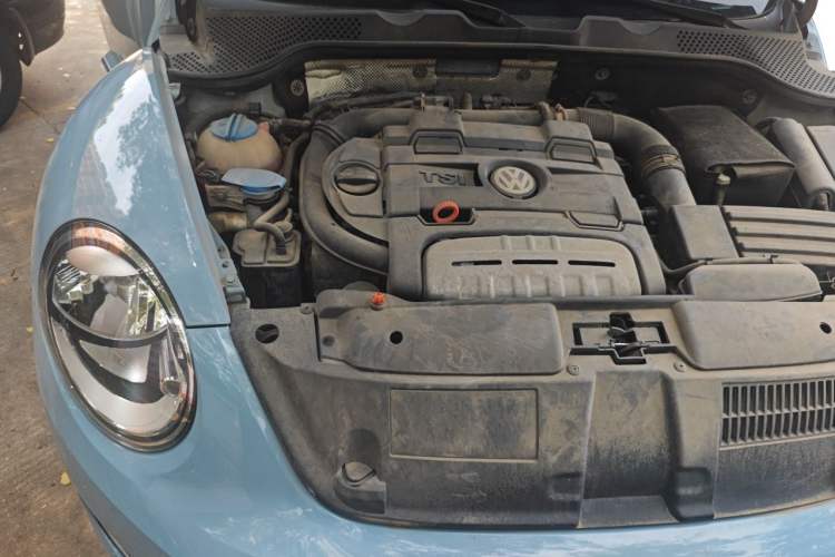 Used Volkswagen Beetle 2013 1.4TSI Fashion Edition Engine Bay Right