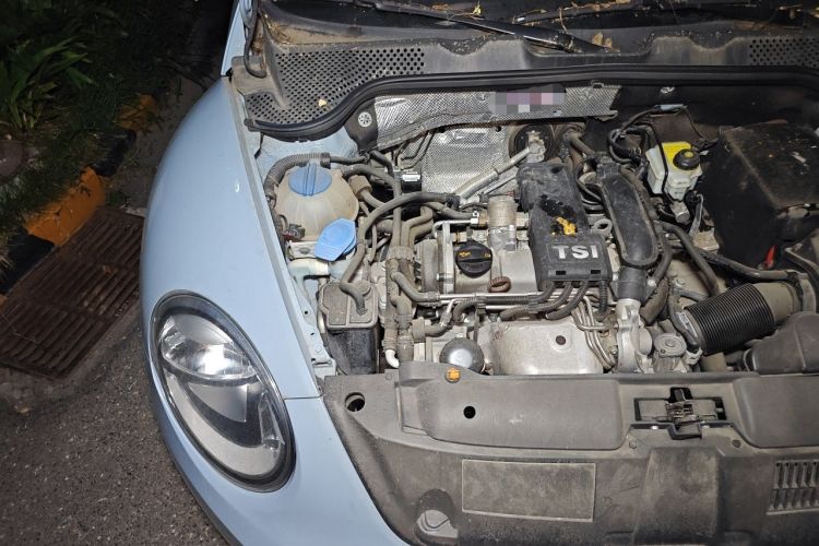 Used Volkswagen Beetle 2013 1.2TSI Comfort Model Engine Bay Right