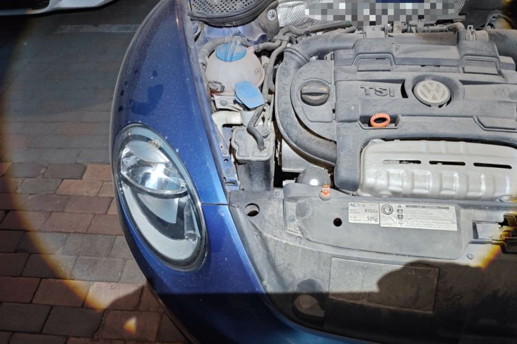 Used Volkswagen Beetle 2013 1.4TSI Luxury Model Engine Bay Right