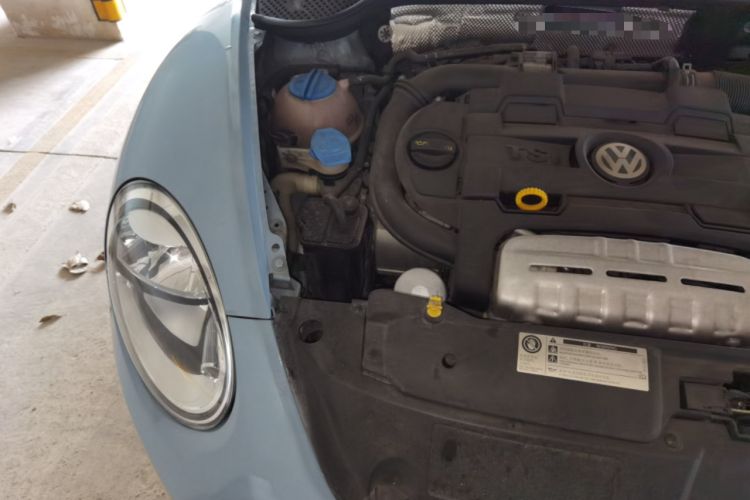 Used Volkswagen Beetle 2013 1.4TSI Fashion Edition Engine Bay Right