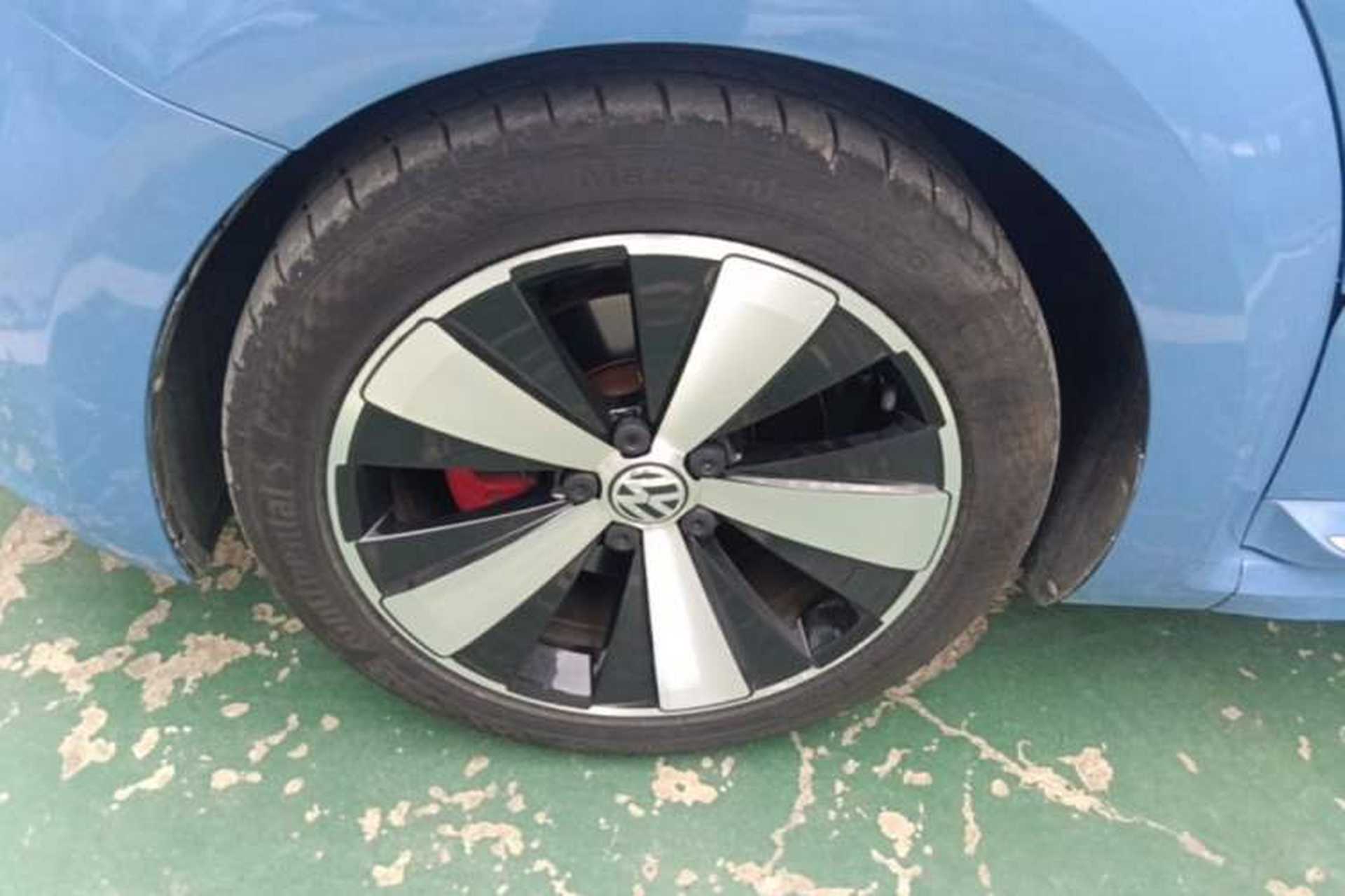 Used Volkswagen Beetle 2013 2.0 TSI Top-Trim Model Exterior 4
