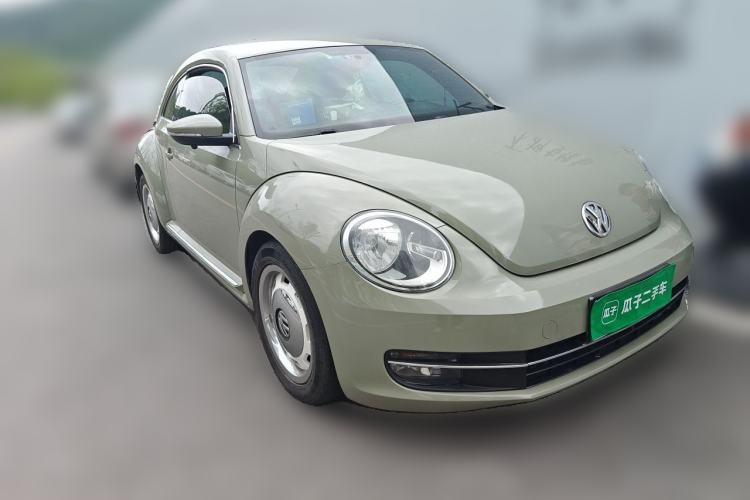 Used Volkswagen Beetle 2013 1.4 TSI Comfort Model Front Right 45 Deg