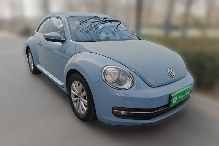 Used Volkswagen Beetle 2013 1.4TSI Fashion Edition Front Right 45 Deg